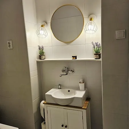 Szkoła Pod żurawiem - Dom Gościnny Na Mazurach Apartament *