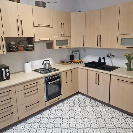 Szkoła Pod żurawiem - Dom Gościnny Na Mazurach Apartament Wyszowate