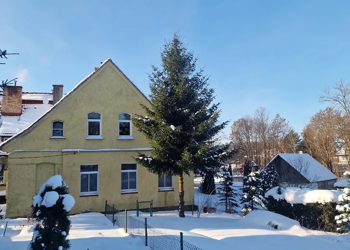 Szkoła Pod żurawiem - Dom Gościnny Na Mazurach *